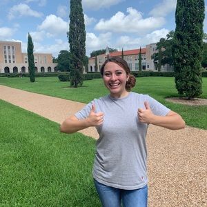 Meet your Posher, Camryn